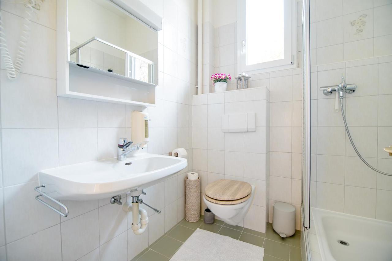 Pensione Solaria Locarno Bagian luar foto
